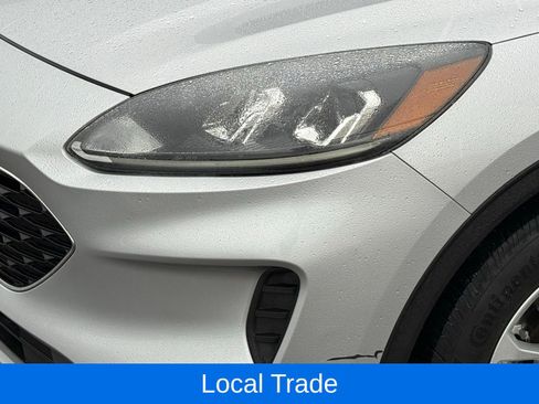 Used 2020 Ford Escape SE image 10