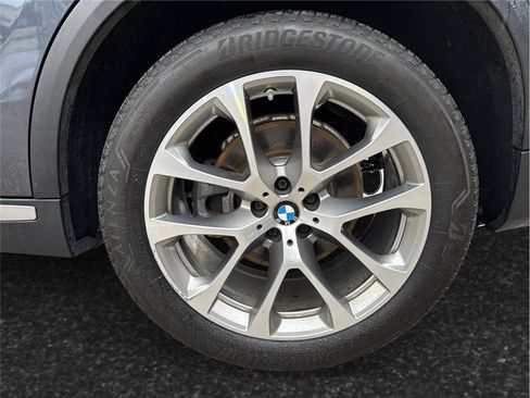Used 2019 BMW X5 xDrive40i w/ Convenience Package image 16