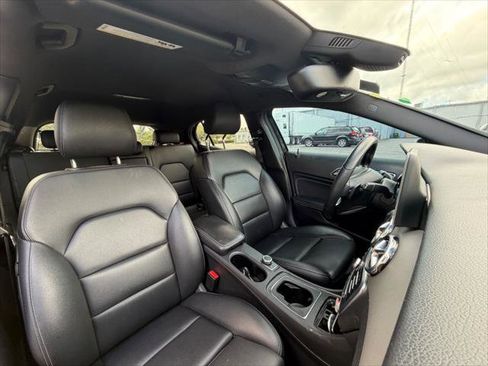 Used 2018 Mercedes-Benz GLA 250 image 13