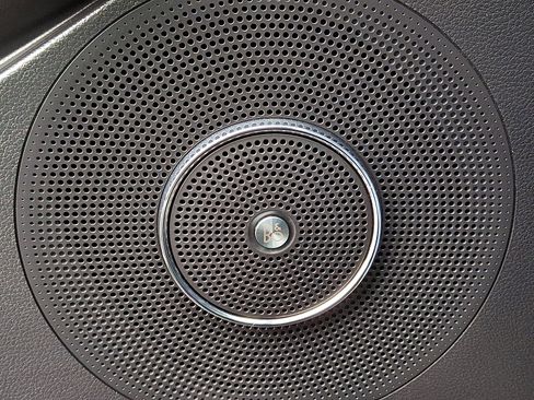 Used 2021 Ford Expedition Max Limited image 25