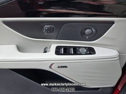 New 2026 Lincoln Nautilus Reserve AWD/4WD image 23