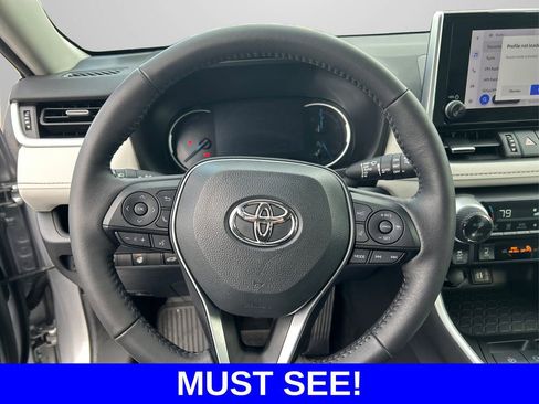 Used 2023 Toyota RAV4 XLE Premium image 22
