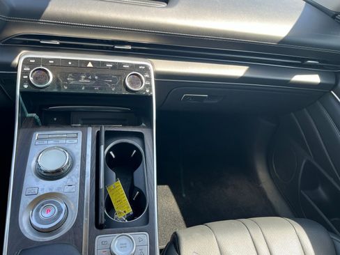 Used 2024 Genesis GV80 2.5T image 34