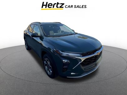 Used 2025 Chevrolet Trax LT