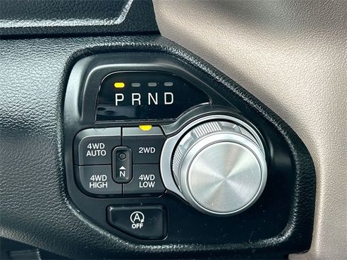Used 2021 RAM 1500 Laramie image 15