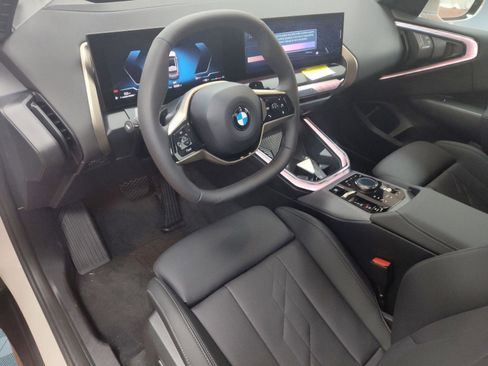 Used 2025 BMW X3 xDrive30i w/ Premium Package image 4