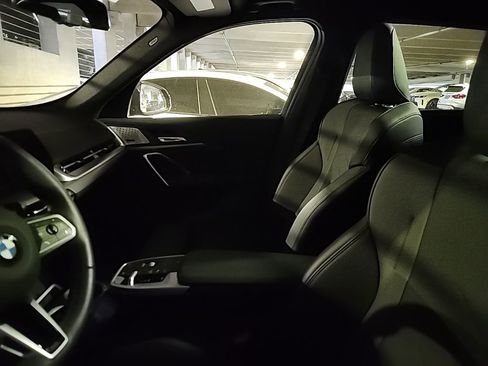 Used 2025 BMW X1 M35i w/ Premium Package image 3