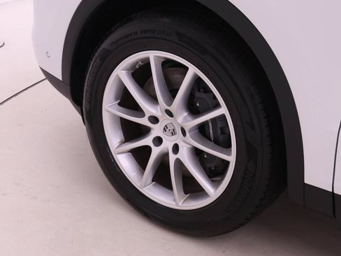 Used 2026 Porsche Cayenne Coupe AWD/4WD image 11