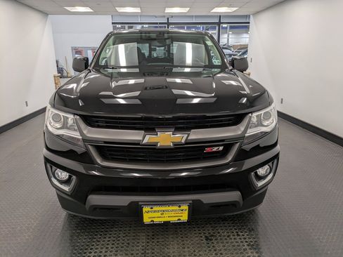 Used 2020 Chevrolet Colorado Z71 image 2