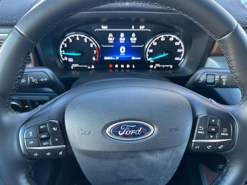 Used 2024 Ford Maverick Lariat image 26