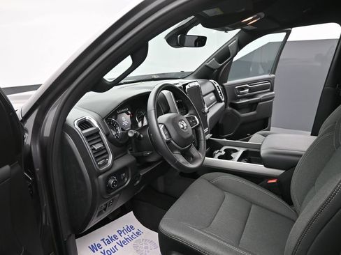 Used 2024 RAM 1500 Big Horn AWD/4WD image 17