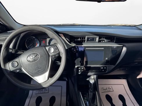 Used 2019 Toyota Corolla LE image 15