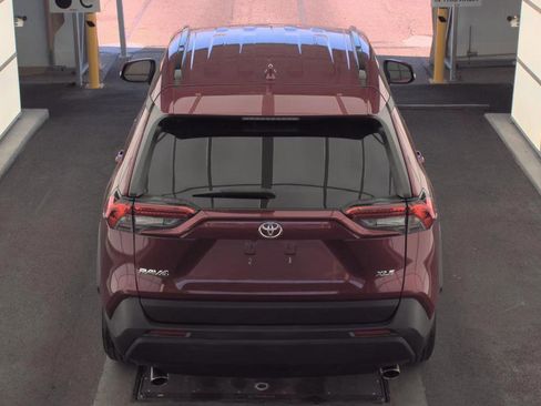 Used 2023 Toyota RAV4 XLE FWD image 6