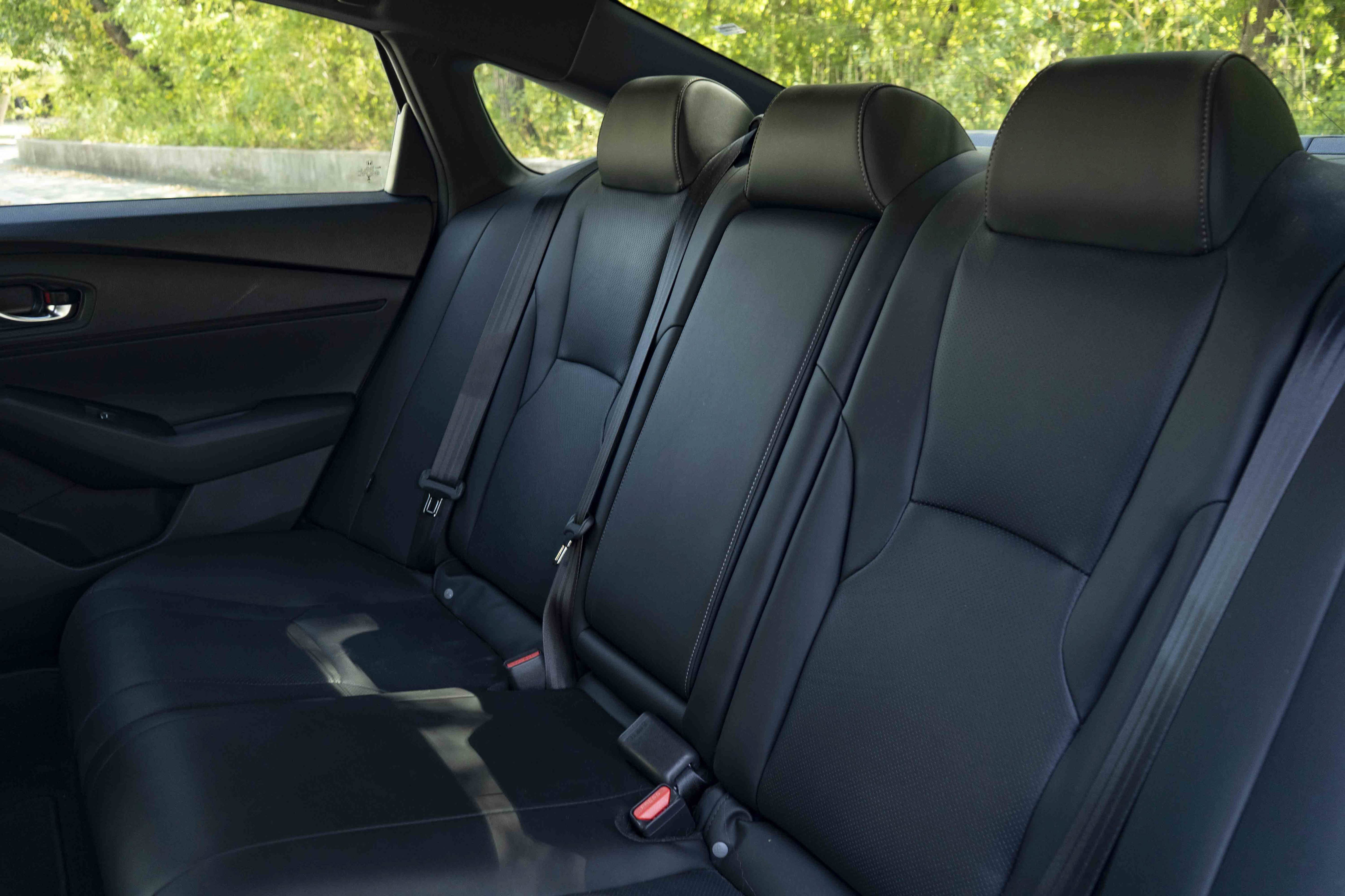 Used 2023 Honda Accord Sport image 18