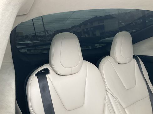 Used 2018 Tesla Model X 100D image 63