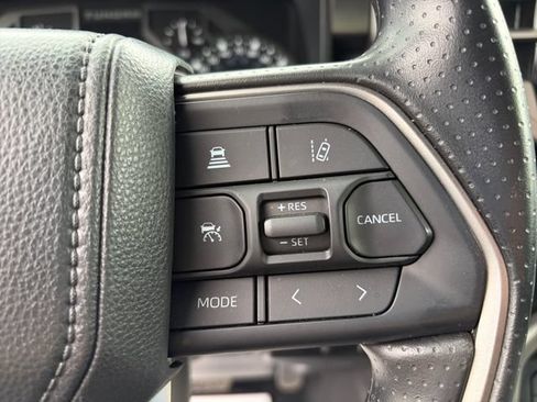 Used 2025 Toyota Tundra SR5 AWD/4WD image 28