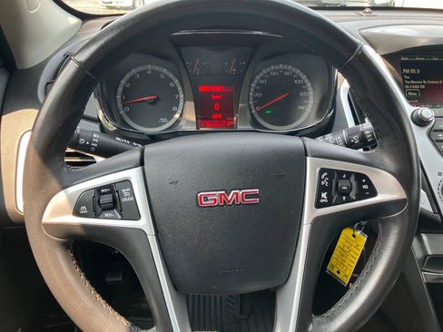 Used 2017 GMC Terrain SLE w/ Convenience Package AWD/4WD image 18