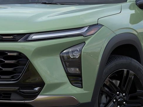 New 2026 Chevrolet Trax ACTIV w/ Sunroof Package FWD image 10