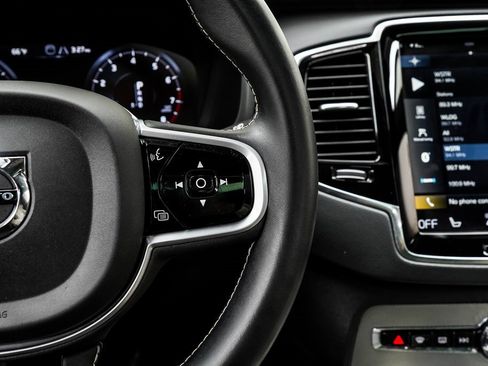 Used 2021 Volvo XC90 T6 R-Design w/ Advanced Package image 32