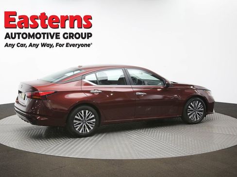 Used 2023 Nissan Altima 2.5 SV image 42