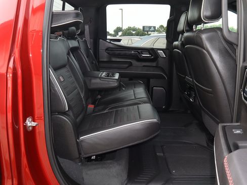 Used 2023 GMC Sierra 1500 AT4X AWD/4WD image 26