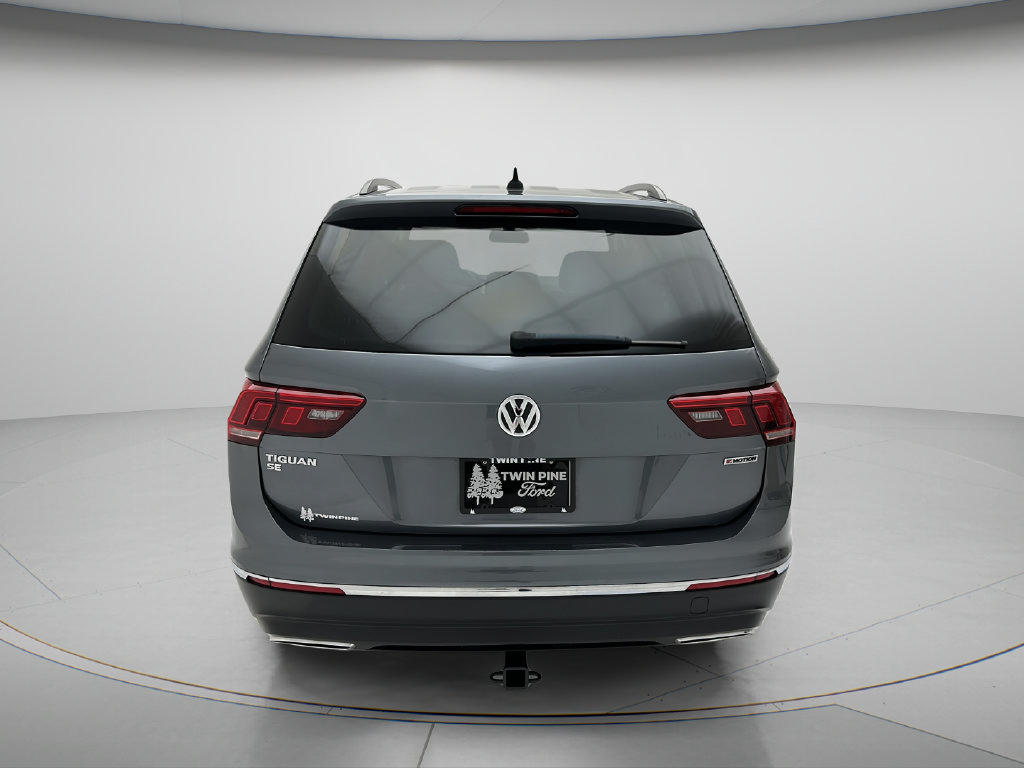Used 2020 Volkswagen Tiguan SE w/ Panoramic Sunroof Package AWD/4WD image 7