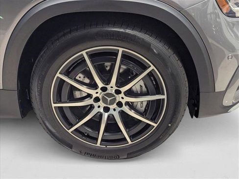 New 2025 Mercedes-Benz GLB 35 AMG 4MATIC image 9