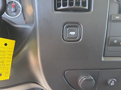 Used 2025 Chevrolet Express 2500 w/ Driver Convenience Package RWD image 16