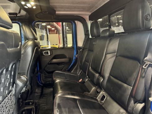 Used 2020 Jeep Gladiator Rubicon AWD/4WD image 27