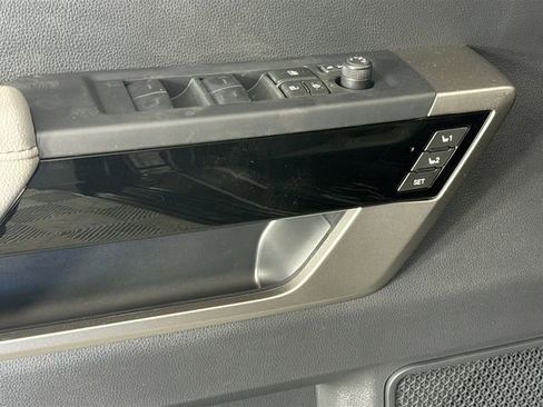 New 2026 Toyota Tundra Limited AWD/4WD image 18