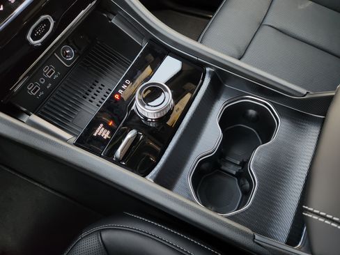New 2026 Jeep Grand Cherokee Limited AWD/4WD image 16