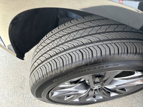 Certified 2025 Acura ADX A-Spec image 12