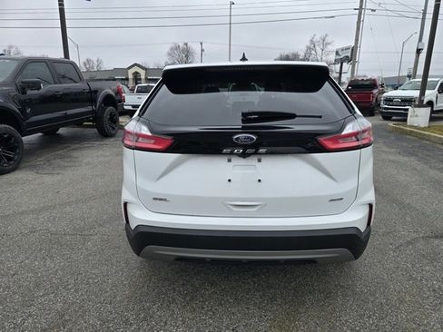 Used 2024 Ford Edge SEL image 4