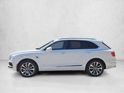 Used 2018 Bentley Bentayga Activity image 9
