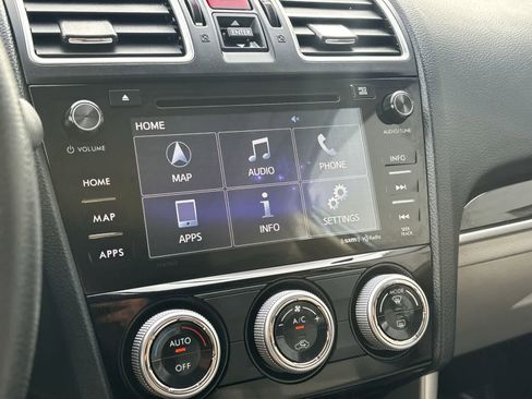 Used 2017 Subaru Forester 2.5i Limited image 15