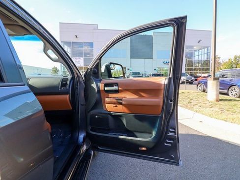 Used 2016 Toyota Sequoia Platinum image 49