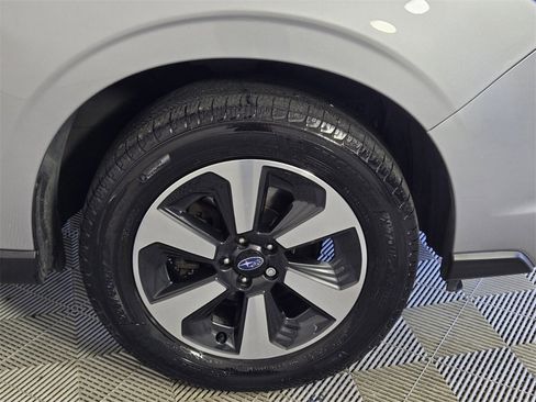 Used 2018 Subaru Forester 2.5i w/ Alloy Wheel Package image 17