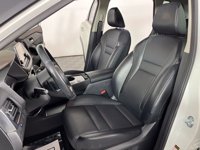 Used 2023 Nissan Rogue SV w/ SV Premium B Package FWD image 20