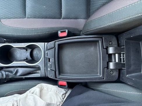 Used 2019 Toyota Corolla LE FWD image 21