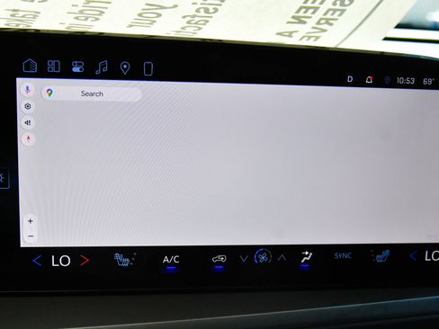 Used 2024 Chevrolet Traverse LT FWD image 31