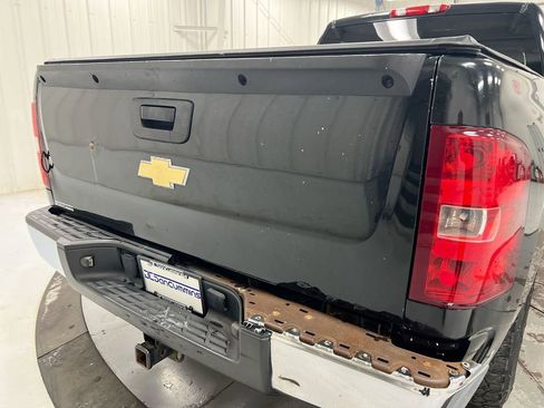 Used 2011 Chevrolet Silverado 1500 LS w/ LPO, Chrome Package RWD image 30