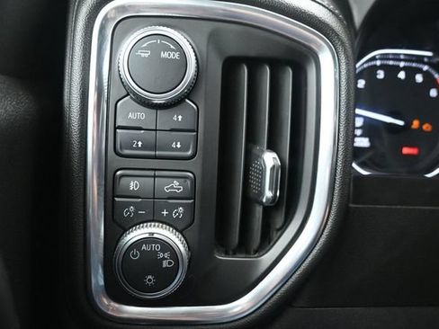 Used 2020 GMC Sierra 1500 Elevation w/ Elevation Value Package AWD/4WD image 25