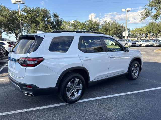 Certified 2026 Honda Pilot EX-L image 4