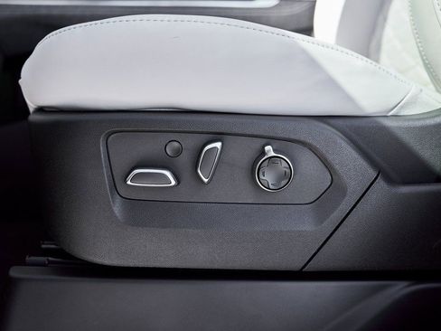 Used 2026 Cadillac Escalade V image 57