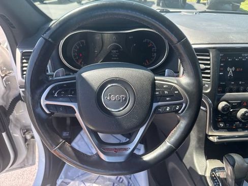 Used 2018 Jeep Grand Cherokee Trailhawk w/ Trailhawk Luxury Group AWD/4WD image 17