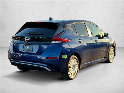 Used 2023 Nissan Leaf S image 5