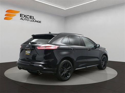 Used 2021 Ford Edge ST-Line image 5