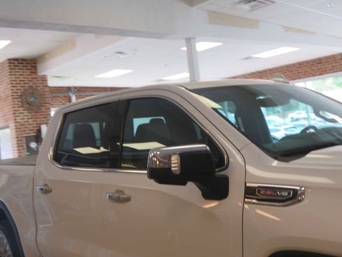 Used 2022 GMC Sierra 1500 Denali w/ Denali Premium Package image 70