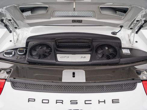 Used 2014 Porsche 911 GT3 image 28