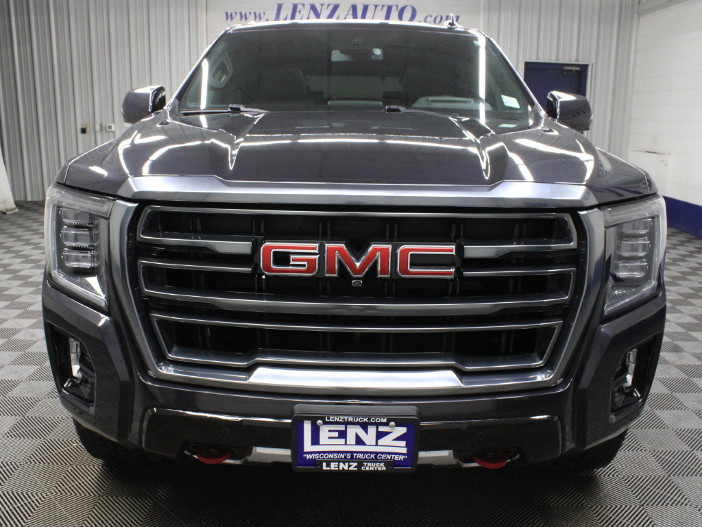 Used 2024 GMC Yukon AT4 w/ Technology Package AWD/4WD image 57